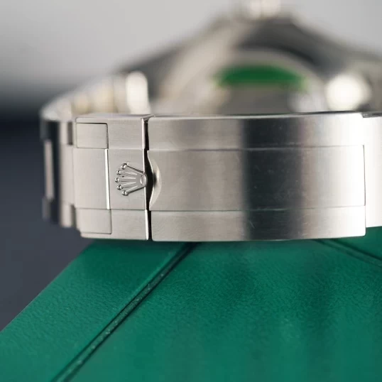 Rolex Oyster Perpetual Sea-Dweller 43mm 126600-0001 Black Dial