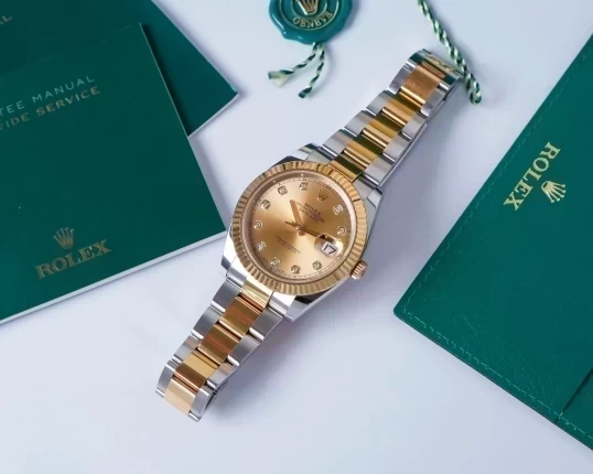 Rolex Oyster Perpetual Datejust 41mm 126333 Champagne Diamonds Dial