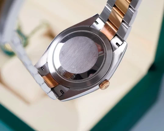 Rolex Oyster Perpetual Datejust 41mm 126333 Champagne Diamonds Dial