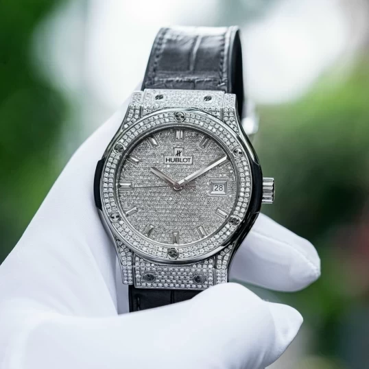 Hublot Classic Fusion Titanium 42mm 542.NX.2611.LR Custom Full Diamonds Pave