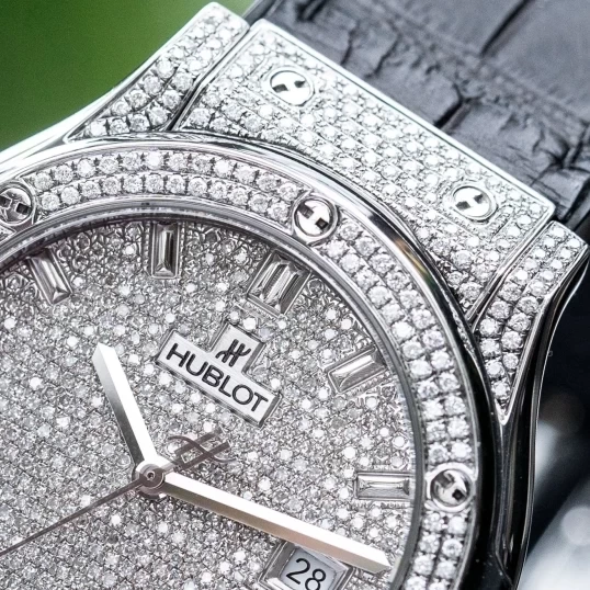 Hublot Classic Fusion Titanium 42mm 542.NX.2611.LR Custom Full Diamonds Pave
