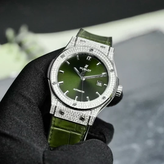 Hublot Classic Fusion Titanium Pave Green Dial 42mm 542.NX.8970.LR