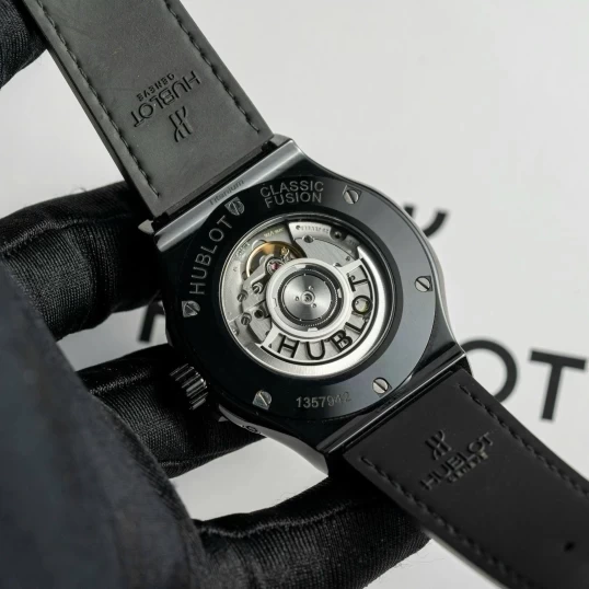 Hublot Classic Fusion Aerofusion Moonphase Ceramic 42mm 547.CX.0170.LR