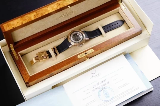 Breguet Marine Automatic Big Date 39mm 5817BR/Z2/5V8