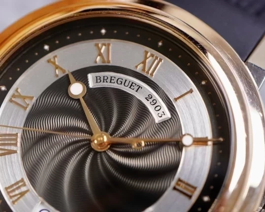 Breguet Marine Automatic Big Date 39mm 5817BR/Z2/5V8
