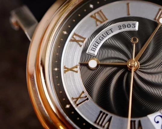 Breguet Marine Automatic Big Date 39mm 5817BR/Z2/5V8