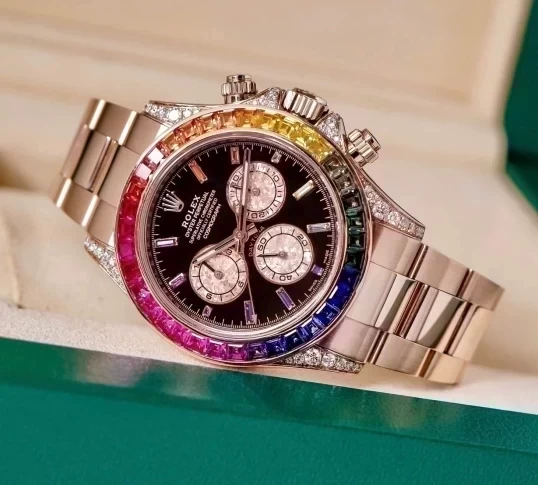 Rolex Cosmograph Daytona Rainbow 40mm – Ref. 116505 – Black Dial Rainbow Sapphire