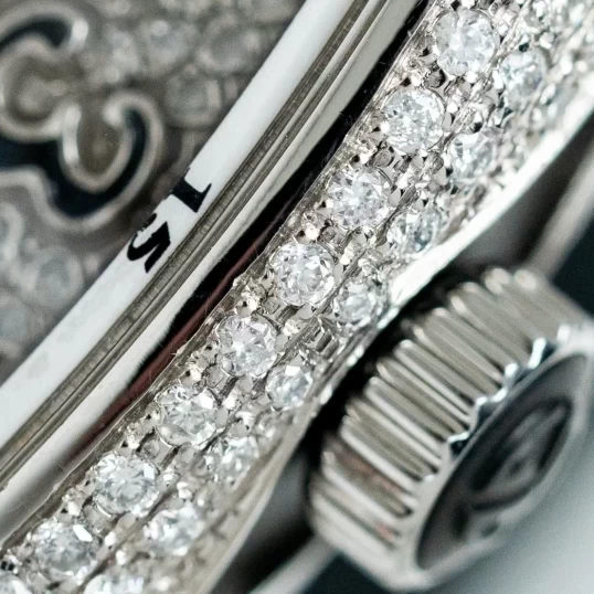 Franck Muller Vanguard V32 Full Diamonds