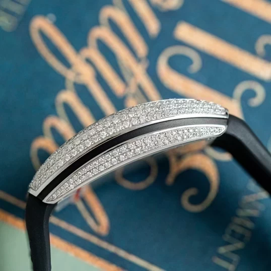 Franck Muller Vanguard V32 Full Diamonds