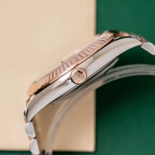 Rolex Oyster Perpetual Datejust 41mm 126331 Sundust Dial