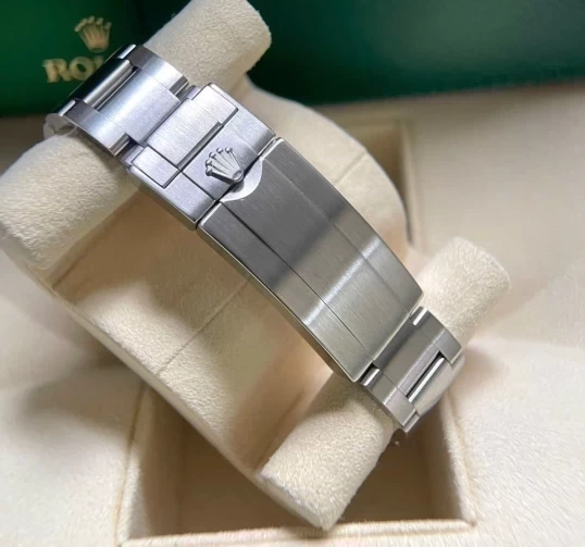 Rolex Oyster Perpetual Submariner Date 40mm 116610LN
