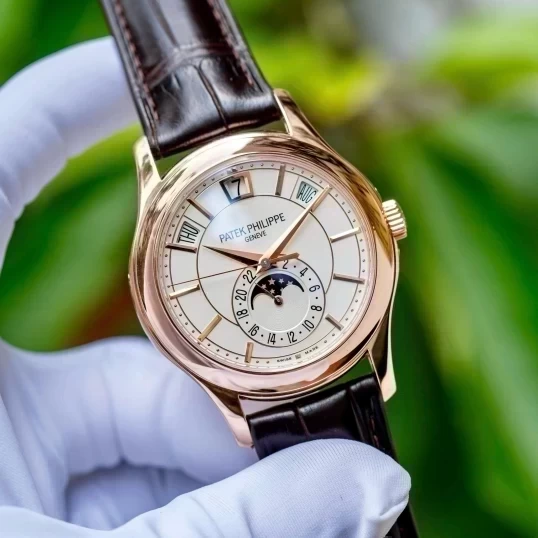 Patek Philippe Complications 5205R-001 Annual Calendar Moonphase White 40mm