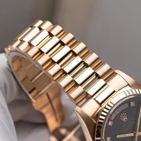 Rolex Oyster Perpetual Day-Date 36mm 18238 Black Dial
