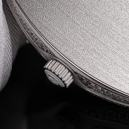 Franck Muller Vanguard V32 Lady Quartz Diamonds White Dial