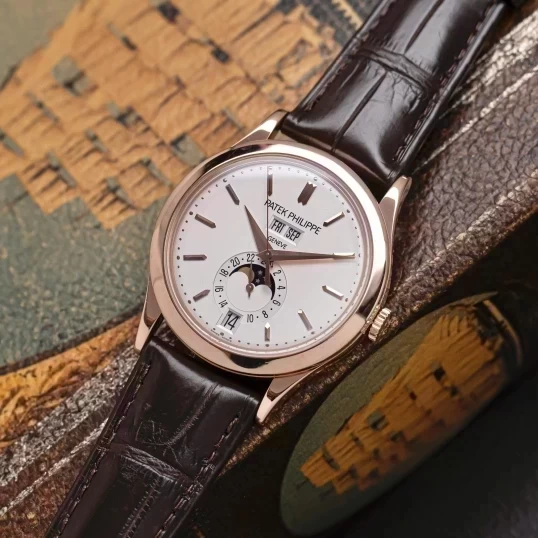 Patek Philippe Complications 38,5mm 5396R-011 Annual Calendar Moonphase White Dial