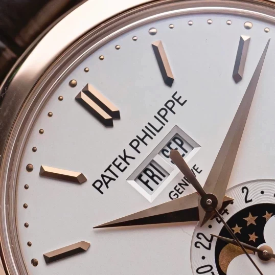Patek Philippe Complications 38,5mm 5396R-011 Annual Calendar Moonphase White Dial