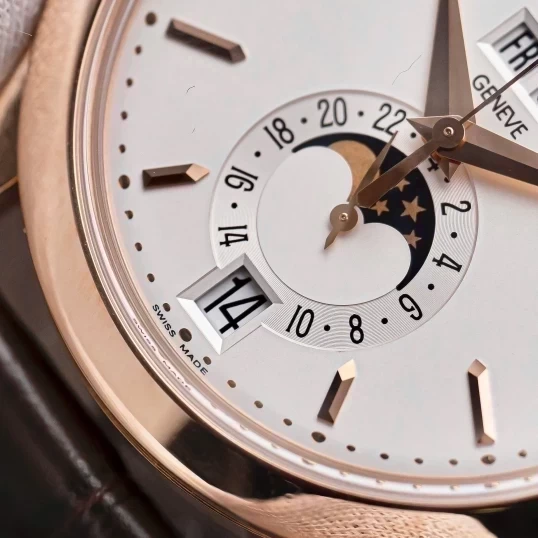 Patek Philippe Complications 38,5mm 5396R-011 Annual Calendar Moonphase White Dial