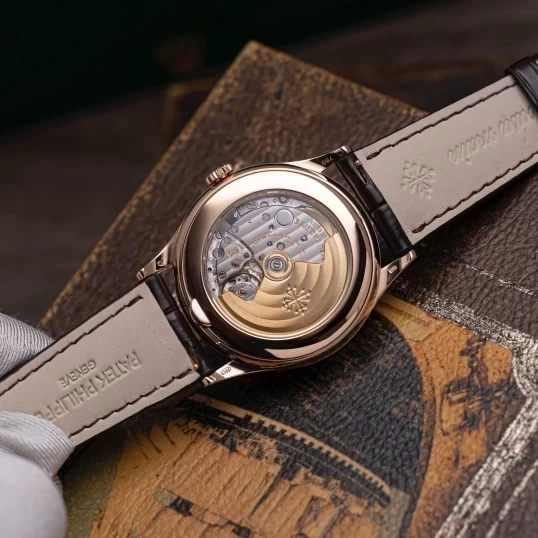 Patek Philippe Complications 38,5mm 5396R-011 Annual Calendar Moonphase White Dial