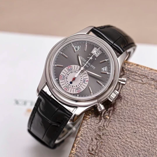 Patek Philippe Annual Calendar Chronograph Platinum 40,5mm 5960P-001