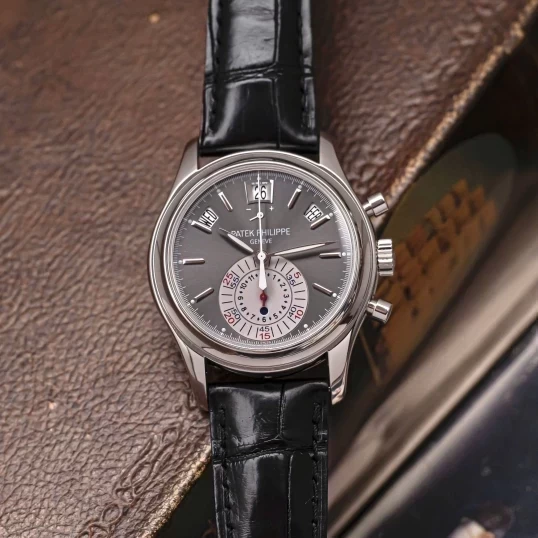 Patek Philippe Annual Calendar Chronograph Platinum 40,5mm 5960P-001