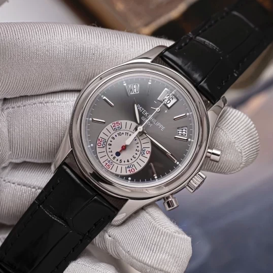 Patek Philippe Annual Calendar Chronograph Platinum 40,5mm 5960P-001