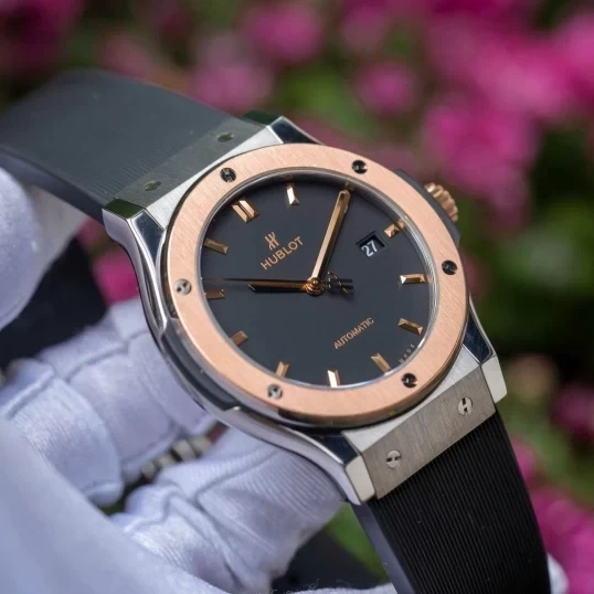 Hublot Classic Fusion Titanium King Gold 42mm 542.NO.1181.RX Black Dial