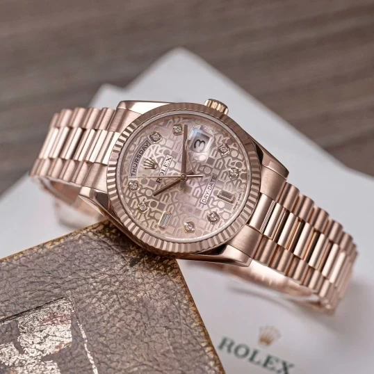 Rolex Oyster Perpetual Day-Date 36mm 118235 Vi tính hồng