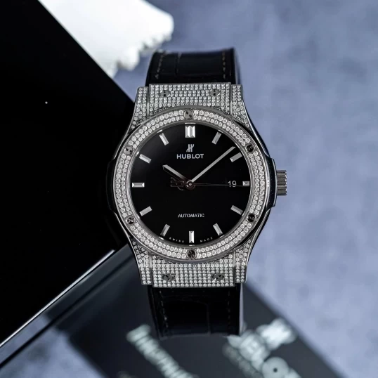 Hublot Classic Fusion 42mm 542.NX.1171.LR Custom