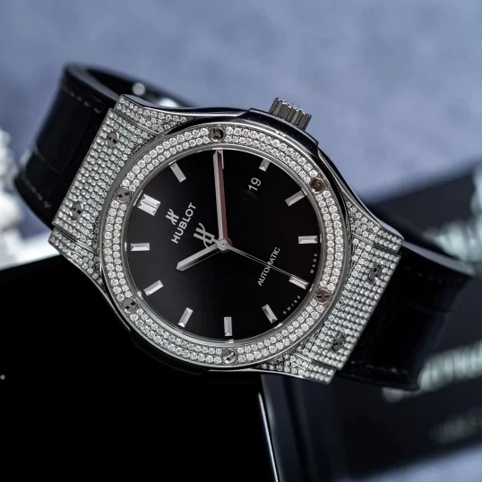Hublot Classic Fusion 42mm 542.NX.1171.LR Custom