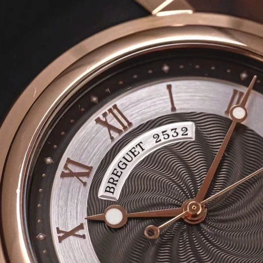 Breguet Marine Automatic Big Date 39mm 5817BR/Z2/5V8 (serial 2532)