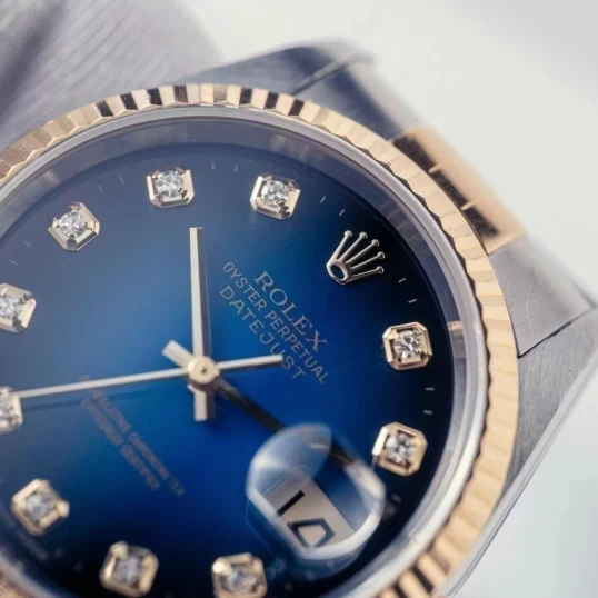 Rolex Oyster Perpetual Datejust 36mm 16233 Blue Ombre Dial