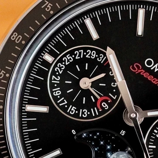 Omega Speedmaster Moonwatch Co-Axial Master Chronometer Moonphase Chronograph Ref.304.33.44.52.01.001