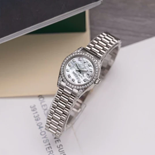 Rolex Oyster Perpetual Lady-Datejust 179159 MOP Dial