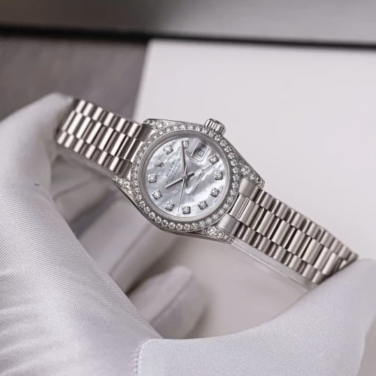 Rolex Oyster Perpetual Lady-Datejust 179159 MOP Dial