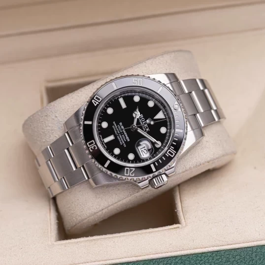 Rolex Oyster Perpetual Submariner Date 40 mm 116610LN