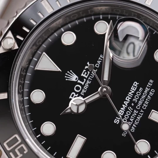 Rolex Oyster Perpetual Submariner Date 40 mm 116610LN