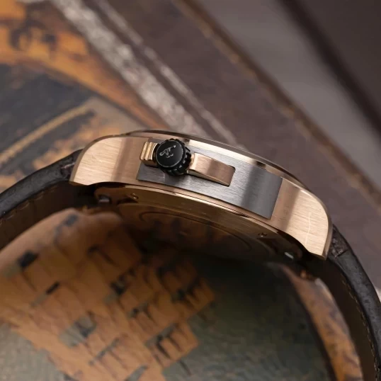 Jaeger-LeCoultre Master Compressor Extreme W-Alarm 46mm Valentino Rossi 18K Rose Gold 150.2.42