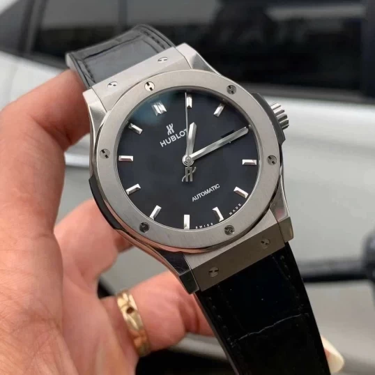 Hublot Classic Fusion Titanium 42mm 542.NX.1170.RX