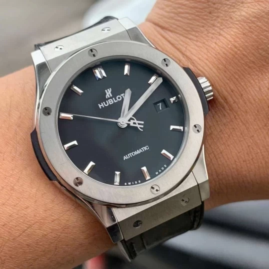 Hublot Classic Fusion Titanium 42mm 542.NX.1170.RX