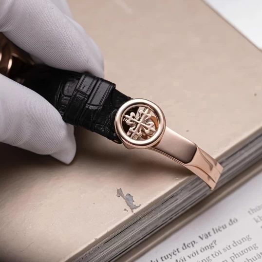Patek Philippe Complications Annual Calender 5205R-010 Black Dial