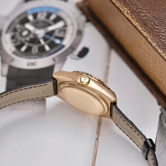 Rolex Oysterquartz Day-Date 19018 Yellow Gold Champagne Dial Diamond Bezel