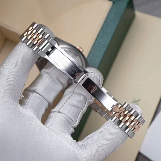 Rolex Oyster Perpetual Datejust 36mm – Ref. 116231 – Pink Computer Diamond Dial