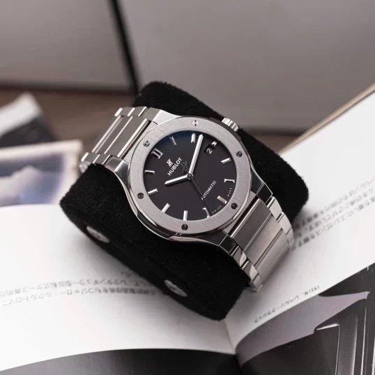 Hublot Classic Fusion Automatic 45mm 510.NX.1170.NX Titanium Bracelet – Black Dial