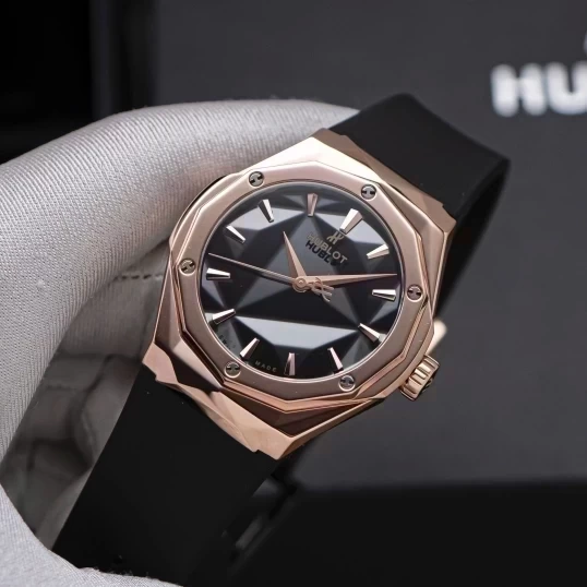Hublot Classic Fusion Orlinski King Gold Pavé 40mm – Ref. 550.OS.1800.RX.ORL19