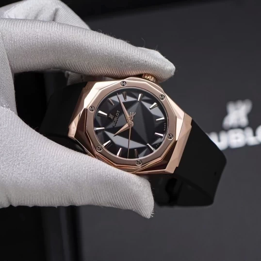 Hublot Classic Fusion Orlinski King Gold Pavé 40mm – Ref. 550.OS.1800.RX.ORL19