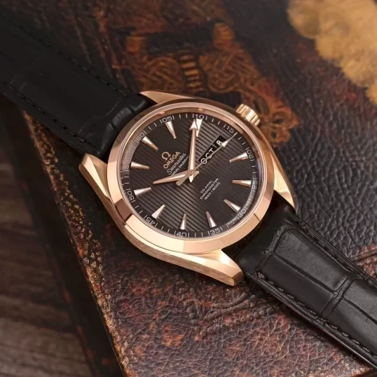 Omega Seamaster Aqua Terra 150M Co-Axial GMT 43mm 18K Red Gold – 231.53.43.22.06.003