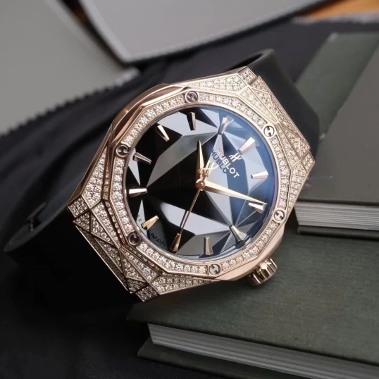 Hublot Classic Fusion Orlinski King Gold Pavé 40mm 550.OS.1800.RX.1604.ORL19