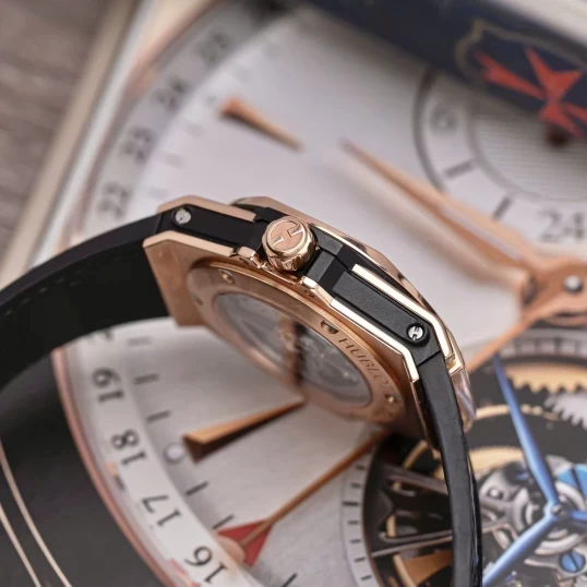 Hublot Big Bang Sang Bleu King Gold Pavé 465.OS.1118.VR.1704.MXM18
