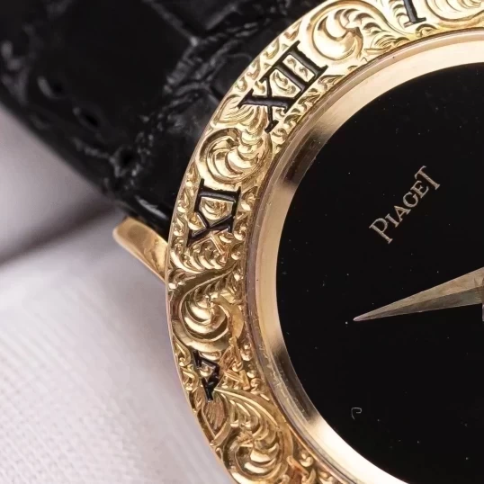 Piaget Vintage 9118 – 18K Yellow Gold