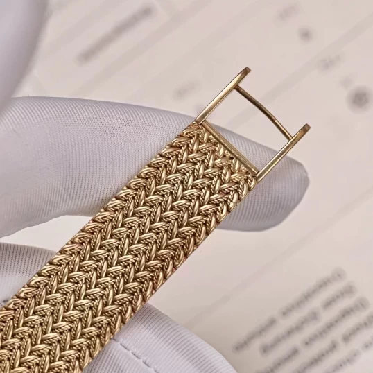 Audemars Piguet Vintage Rectangular 18K Yellow Gold – Diamond Bezel – Mesh Bracelet